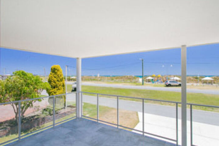Terrace/Patio 5 of 56