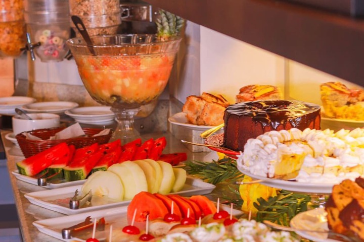 Breakfast/Coffee Service 87 of 107