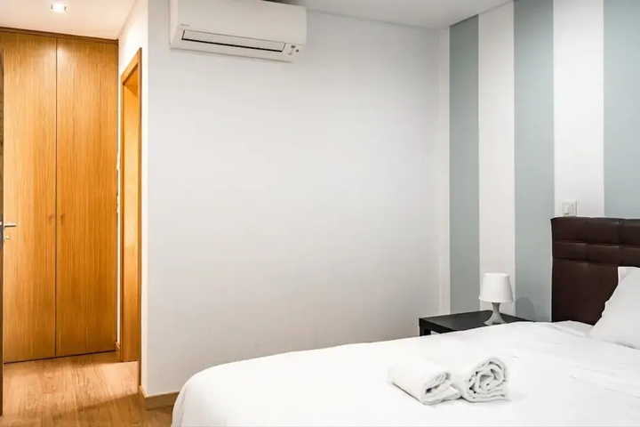 Room 3 of 13