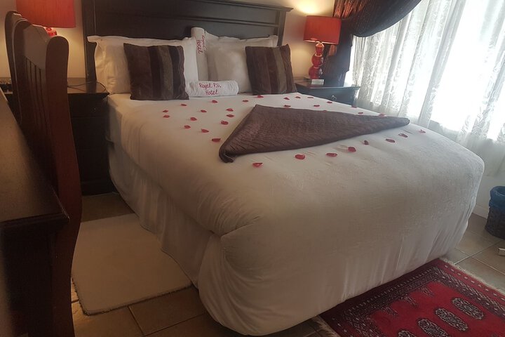 Room 17 of 158