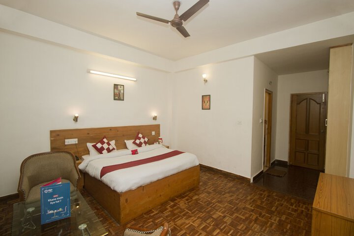 Room 3 of 20