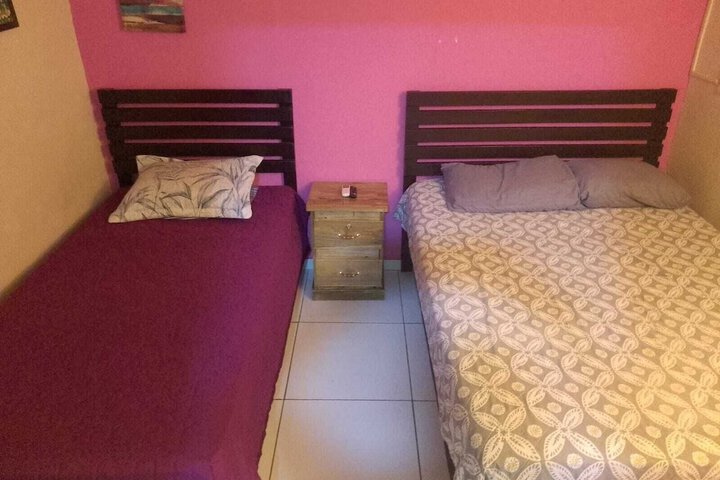 Room 9 of 29