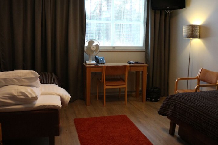 Room 21 of 87