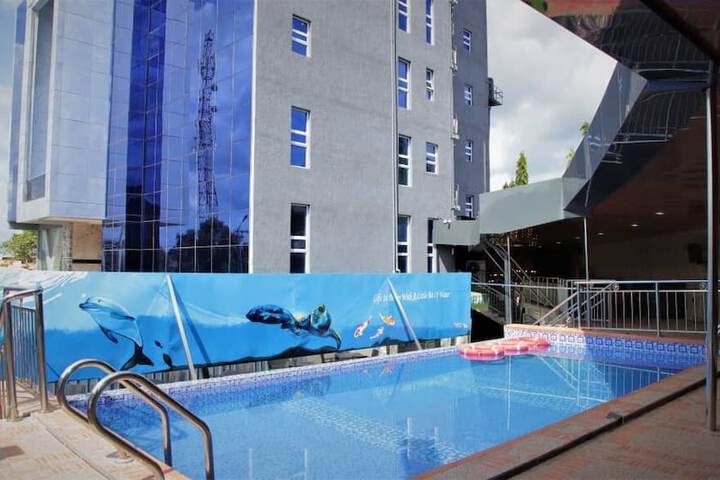 Pool 26 of 36