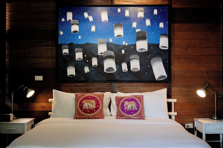 Room 3 of 28