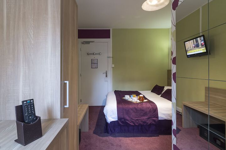 Room 21 of 70