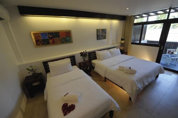 Room 10 of 52