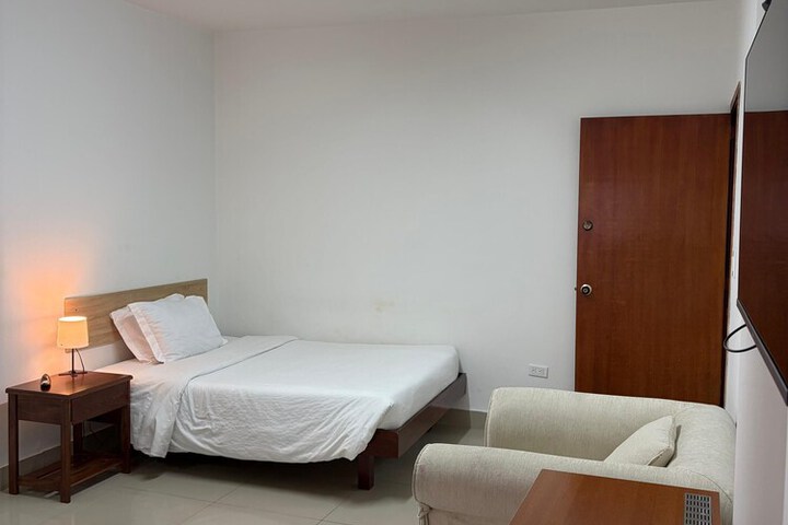 Room 27 of 36