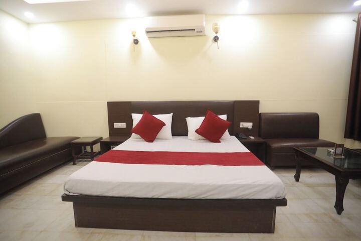 Room 18 of 46