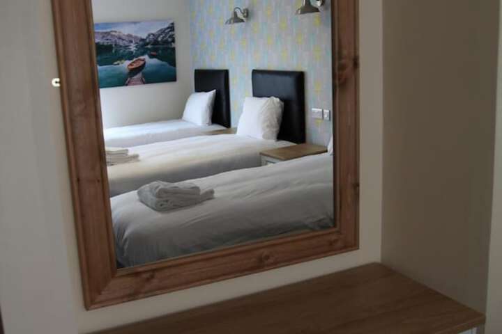 Room 16 of 47