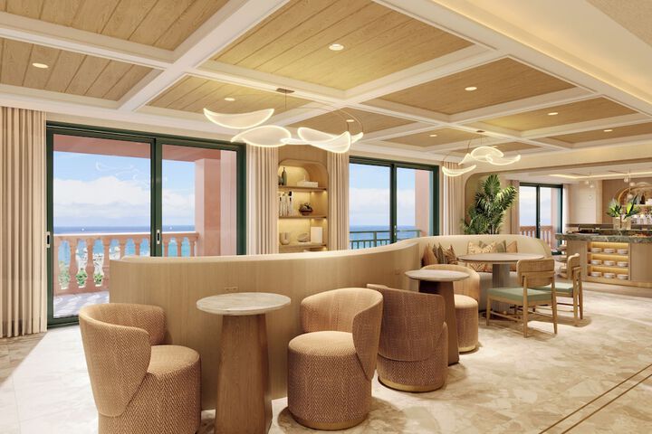 Lounge 108 of 122