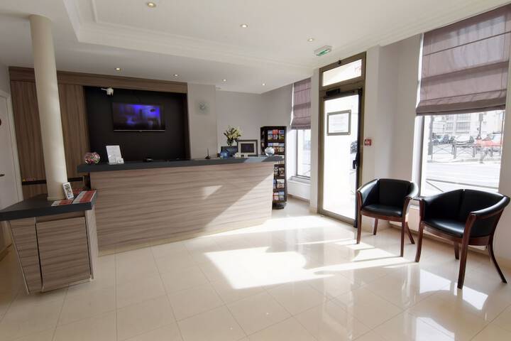 Hotel 2 of 43