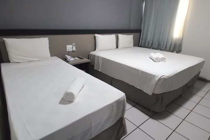 Room 19 of 42