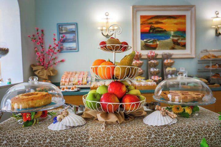 Breakfast/Coffee Service 27 of 45