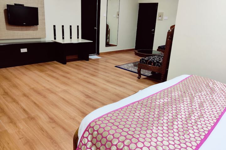 Room 61 of 103