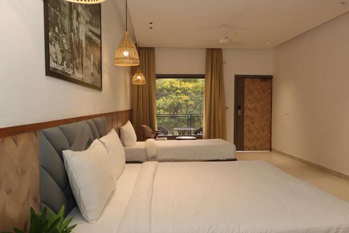 Room 17 of 42