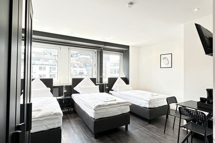 Room 34 of 63