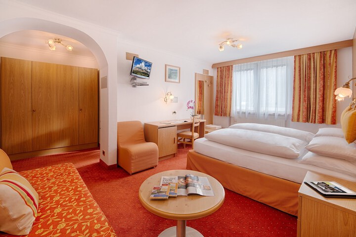 Room 17 of 55