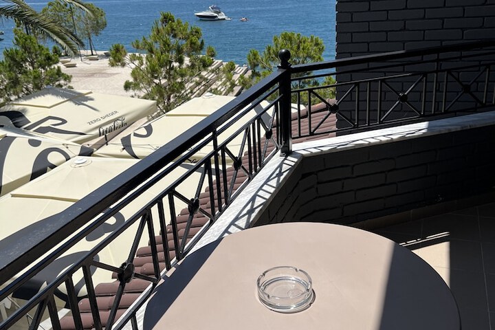 Terrace/Patio 63 of 98