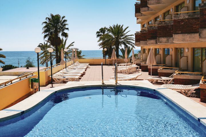 Pool Hotel