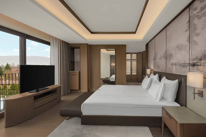 Room 10 of 100