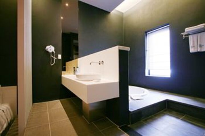 Bath Photo
