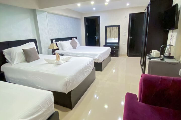 Room 44 of 89