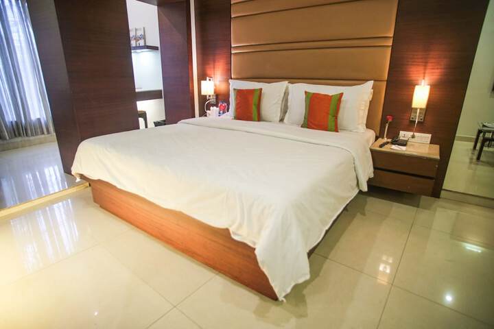 Room 16 of 134