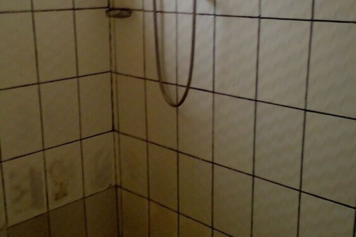 Room 16 of 22