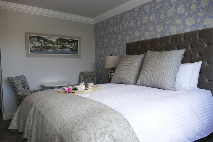 Nesbitt Arms Boutique Hotel