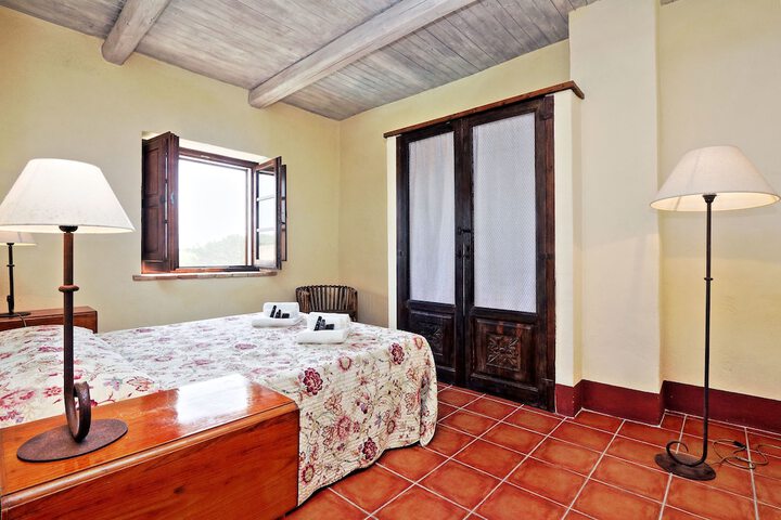 Room 8 of 54