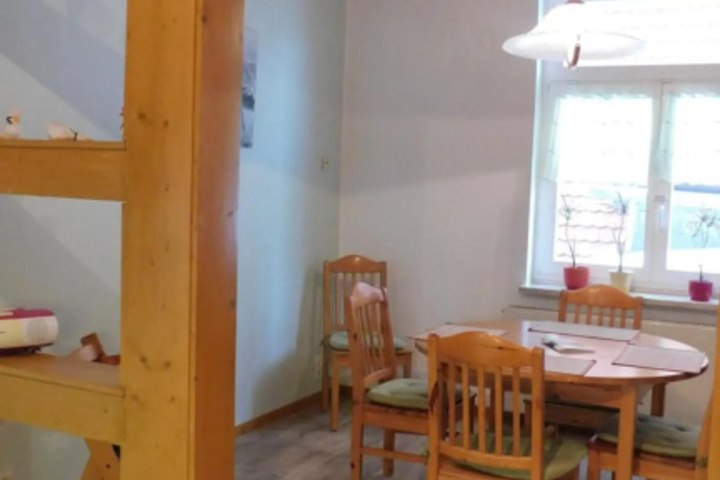 Room 5 of 15