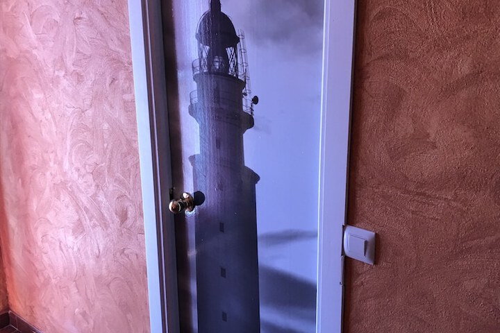 Room 13 of 45