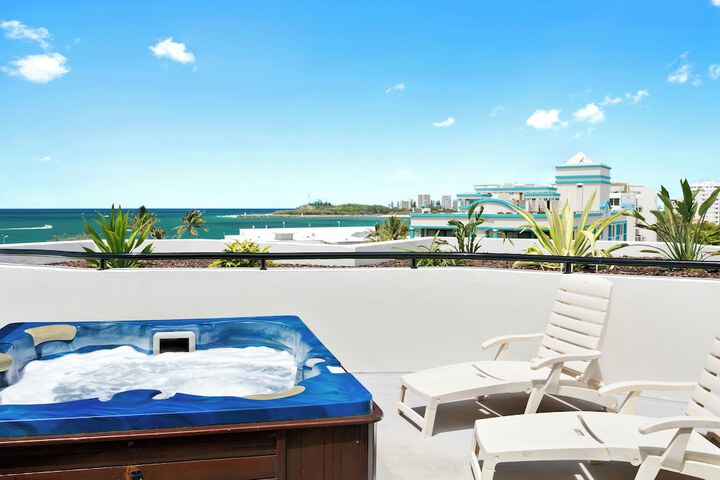 Terrace/Patio 105 of 187