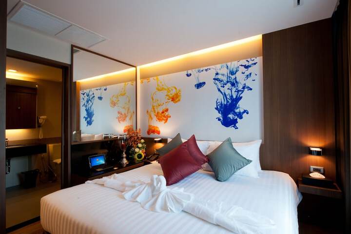 Room 19 of 47