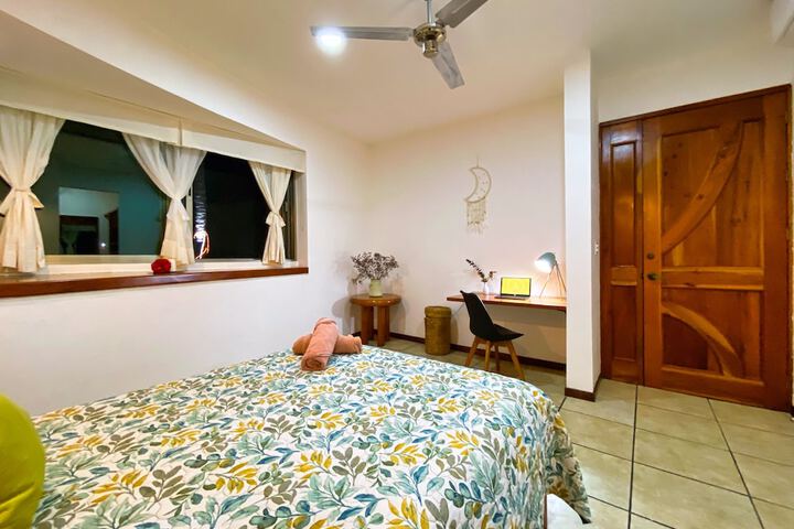 Room 32 of 79
