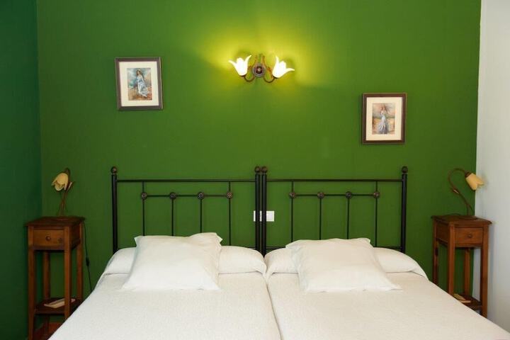 Room 11 of 52