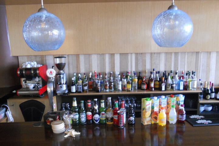 Lounge 45 of 66