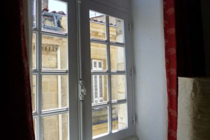 Room 8 of 14