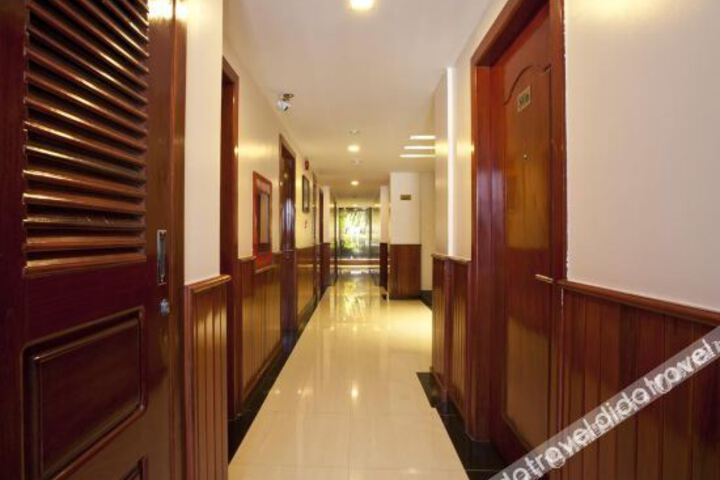 Hotel Interior 5 of 17