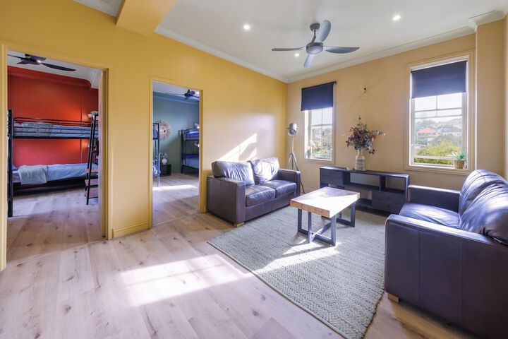 Room 6 of 21