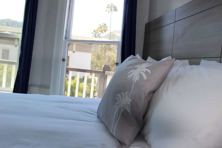 Room 4 of 55