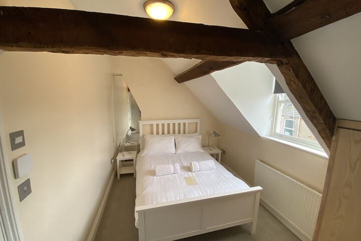 Room 45 of 93