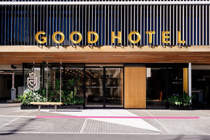 Hotel 38 of 40