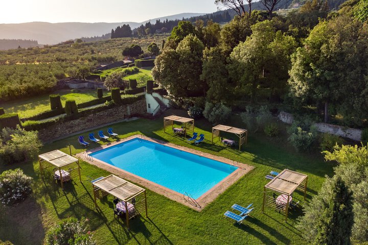 Pool 50 of 69