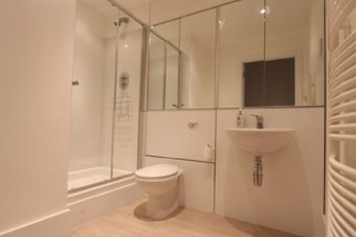 Room 2 of 47