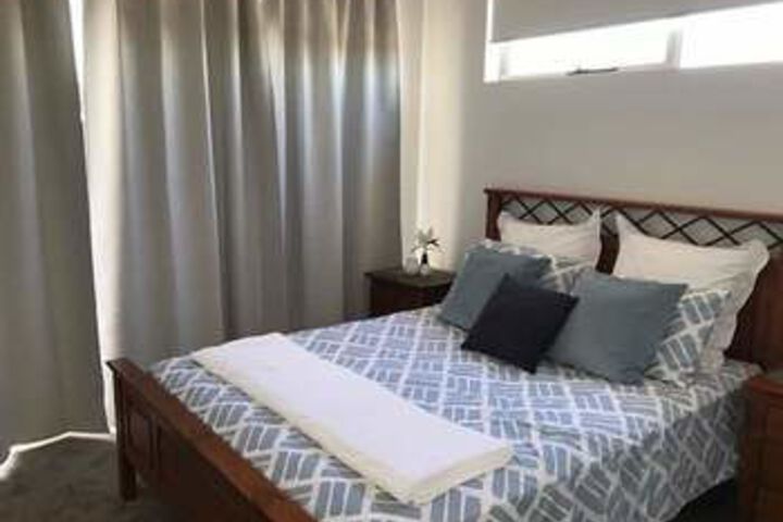 Room 12 of 26