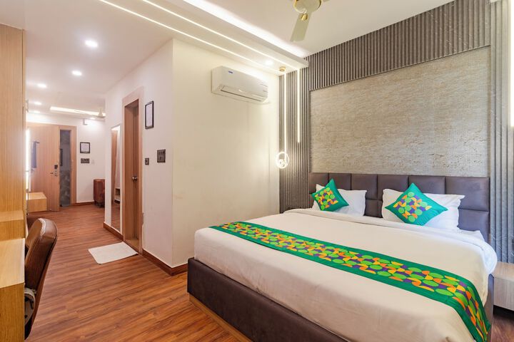 Room 10 of 75