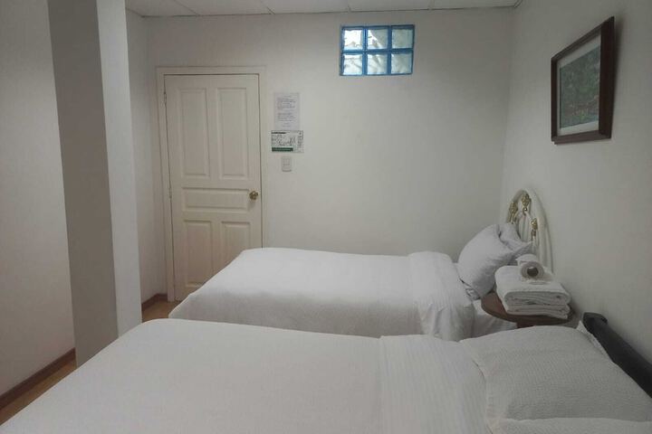 Room 8 of 23