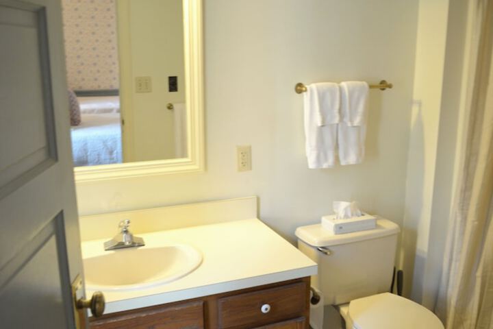 Clean Restrooms